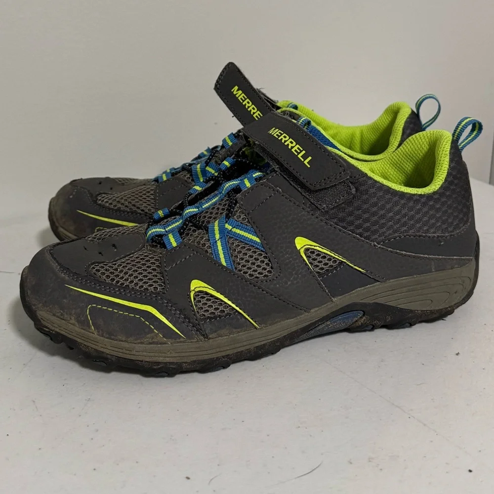 Merrell Boys Trail Chaser Gray & Lime Trail Shoe Sneaker Size 6.5M